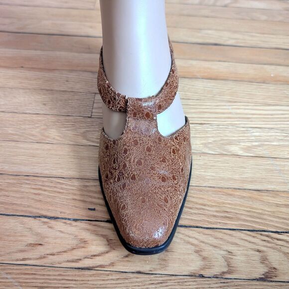 Vintage 70s Ros Hommerson Leather Shoes T-Strap Brown Dancing Heels Croc Size 6 - Picture 11 of 12